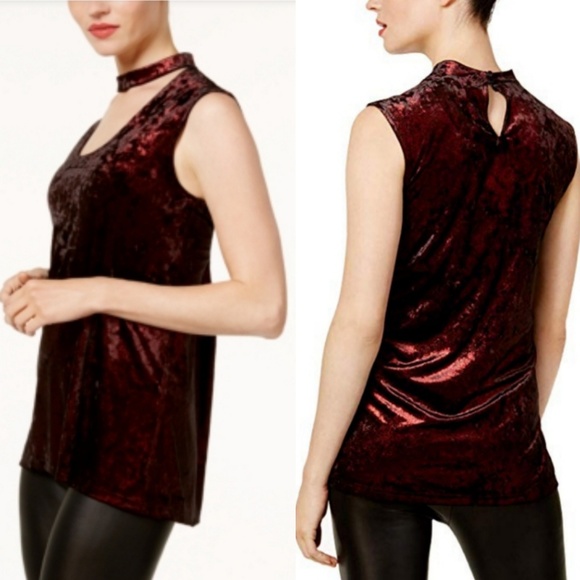 🆕️⬇️Vince Camuto Red Velvet Metallic Choker Top - Picture 1 of 8